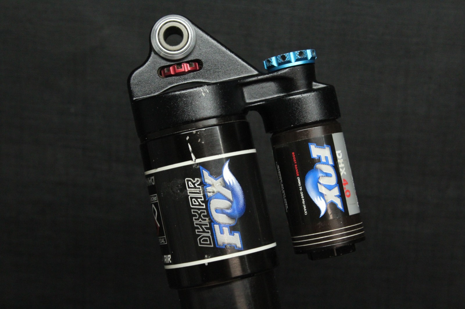 Fox DHX Air 4.0 8.5” X 2.5” MTB Mountaing bike Rear shock. Needs serviced.
