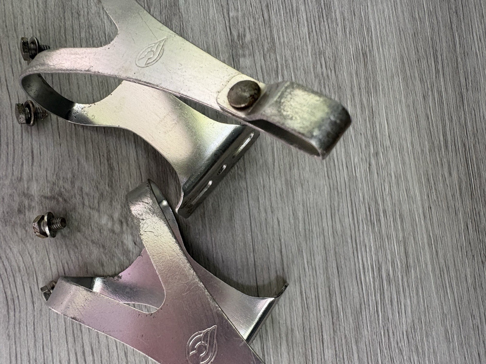 CINELLI TOE CLIPS (2) ALUMINUM LARGE 36 GRAMS 60 MM PLATFORM WITH HARDWARE