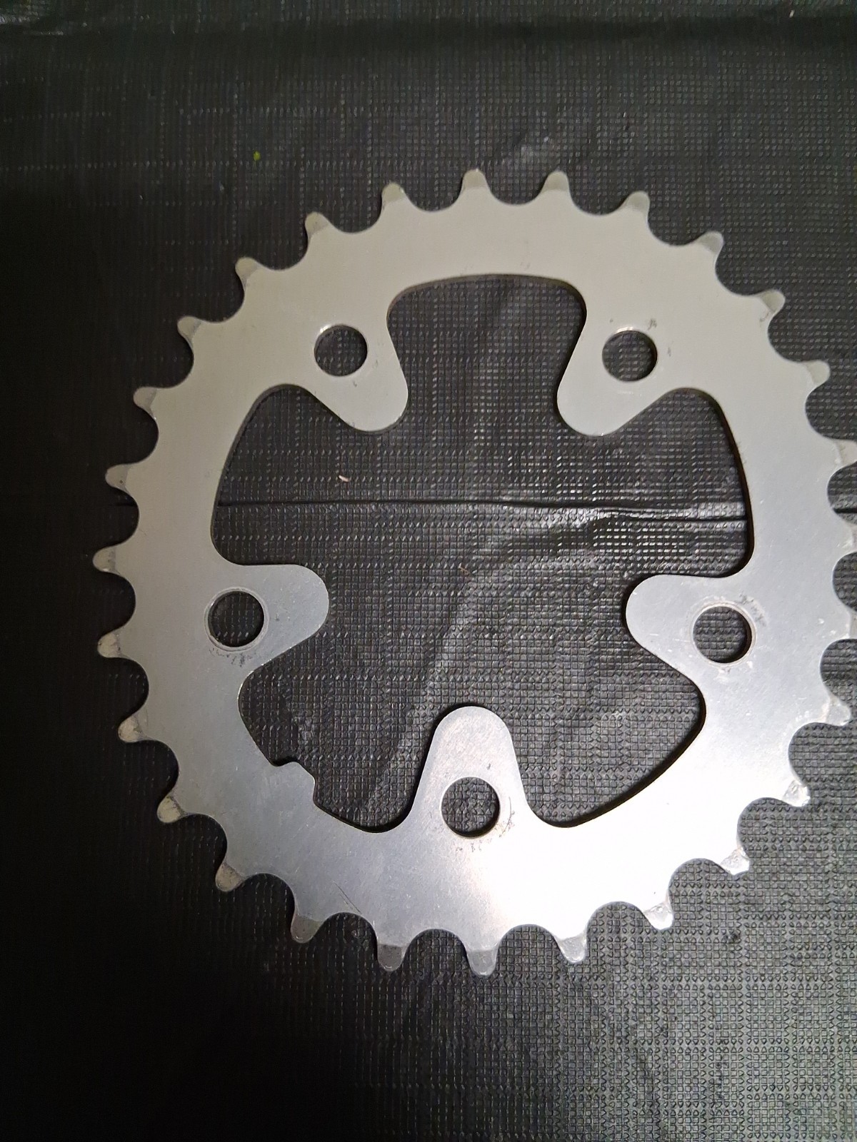 Lightly Used Vintage SHIMANO BIOPACE 28 Tooth Aluminum Chainring 28T 74mm BCD