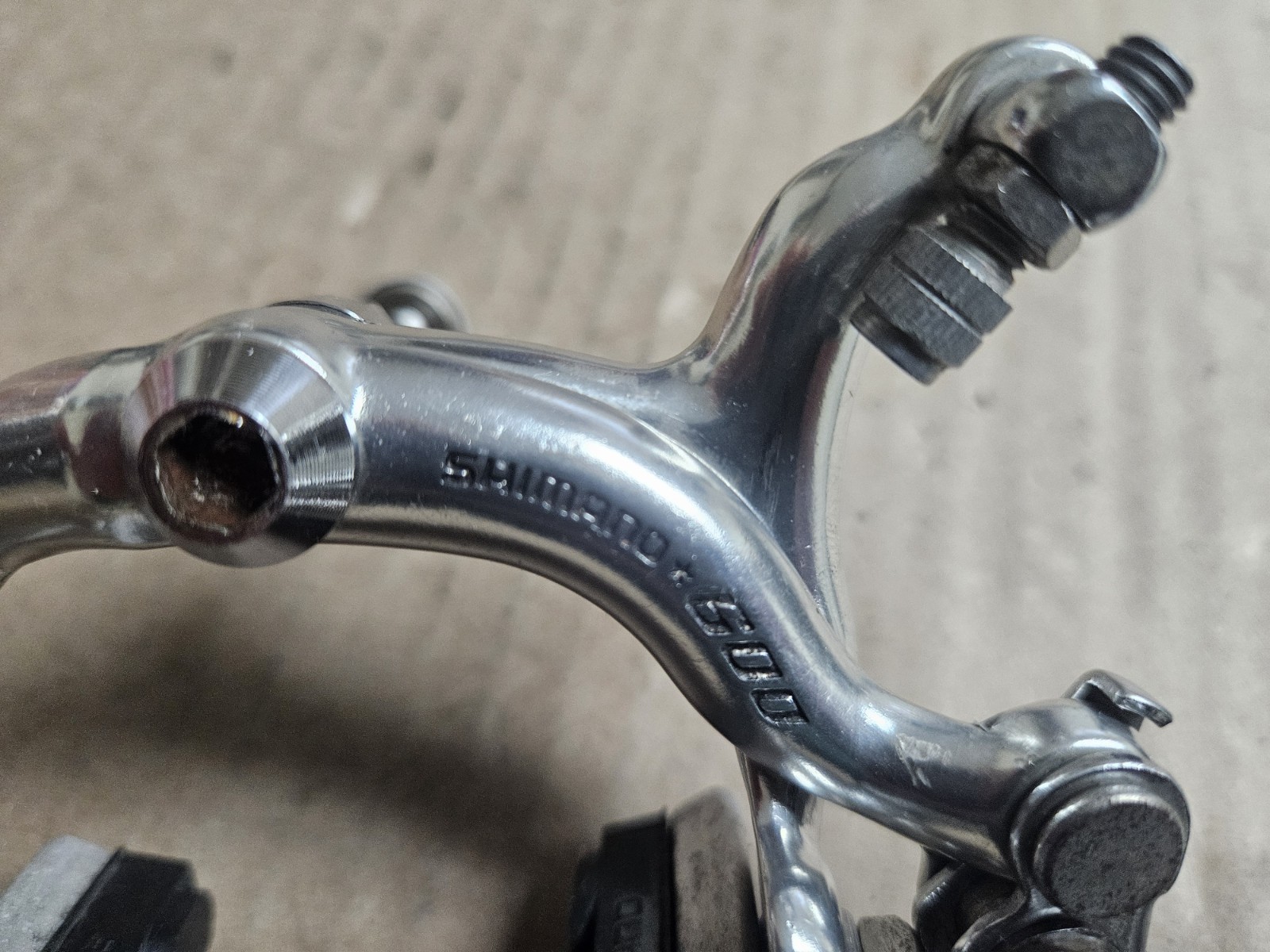 Vintage Shimano 600EX BR-6200 Arabesque Caliper Brakeset, single pivot, nutted