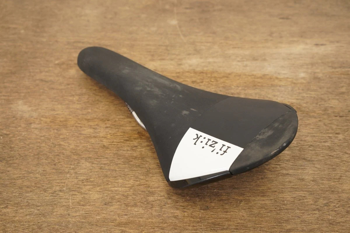 138mm (Regular) Fizik Aliante R5 Manganese Rail Road Saddle 229g