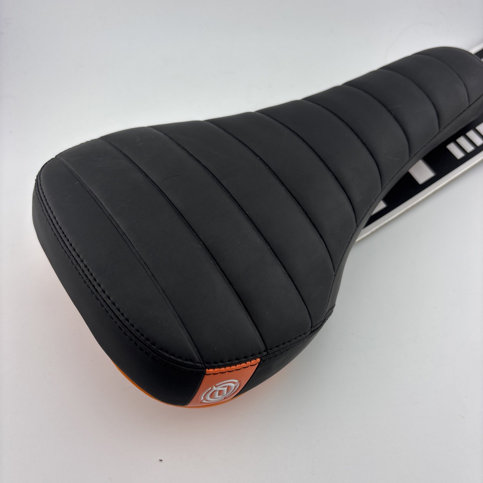 deity Frisco I- Beam Saddle Orange