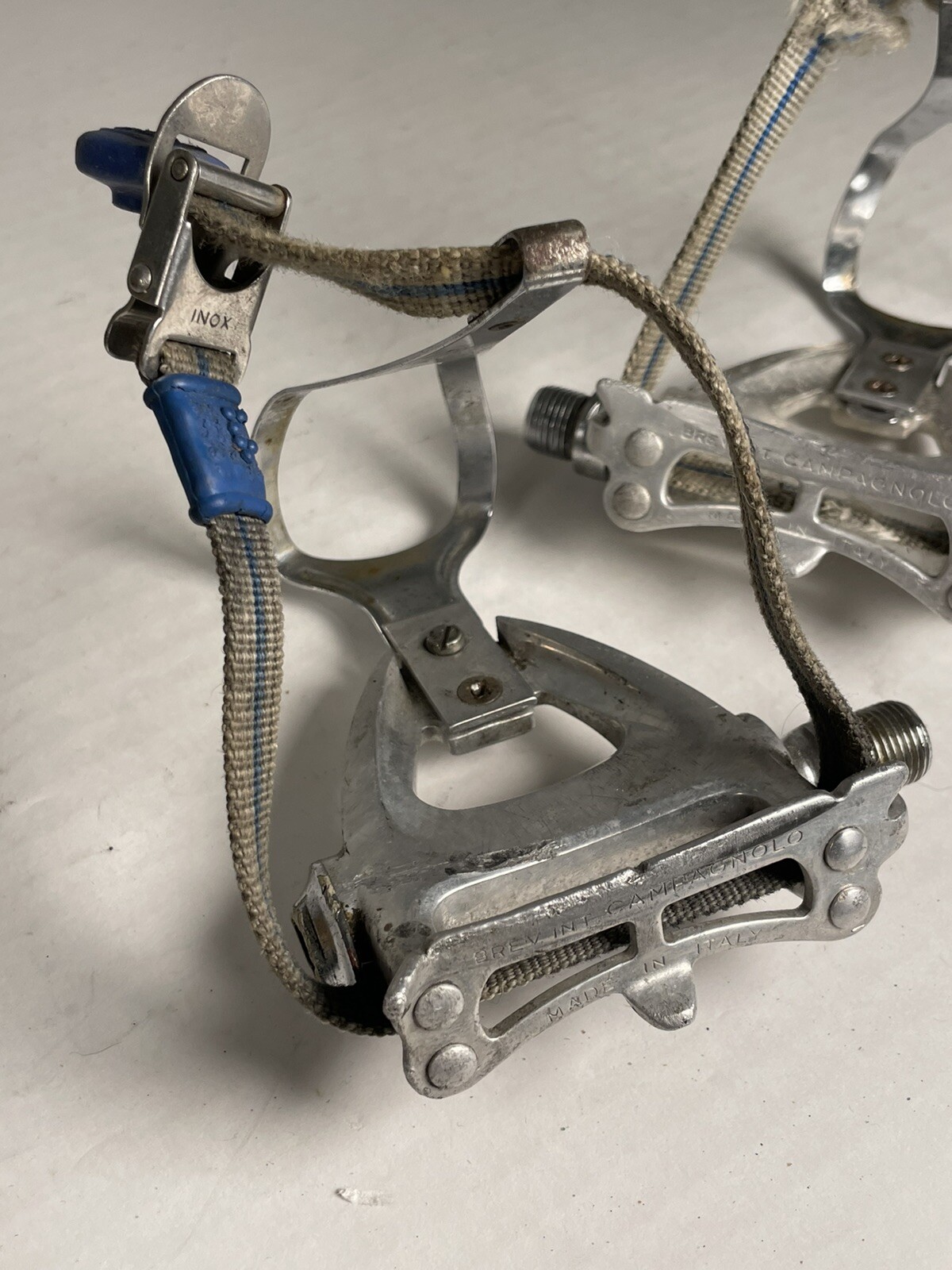 Campagnolo Pedals Athena / Chorus Toe Aero Road Toe Clips With Straps Silver