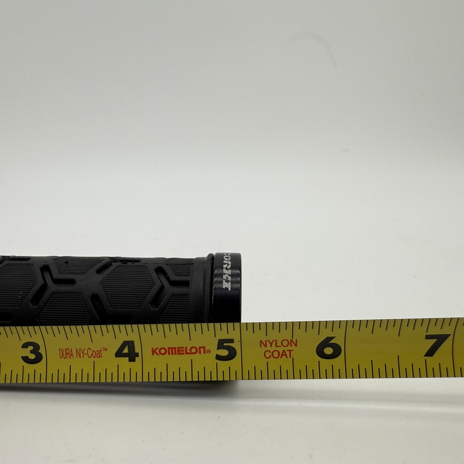 Mountain Bike Grips Lock On Anti-Slip Shock Absorbing Bike Handlebar Grips