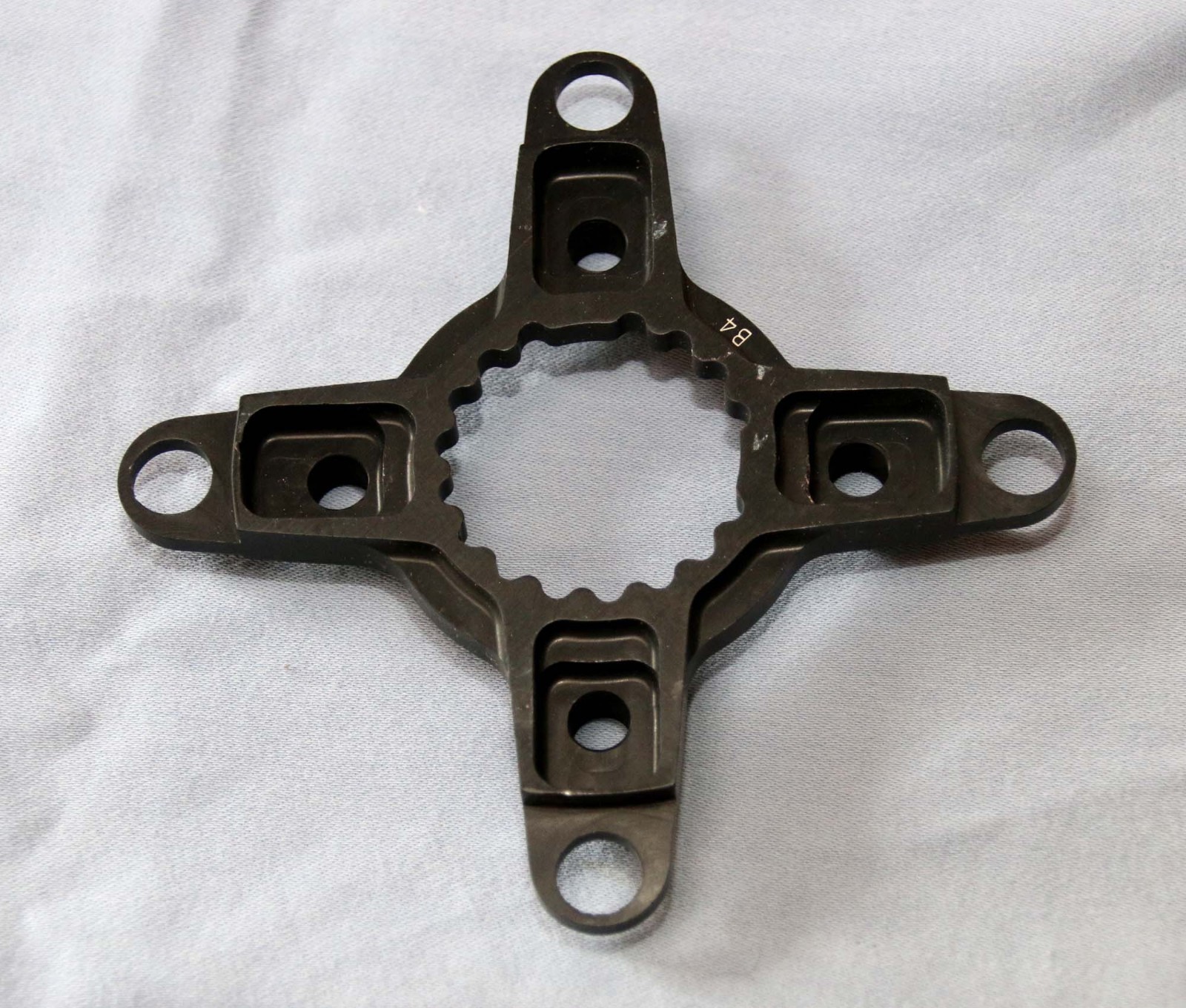 Cannondale Hollowgram Spider 104/64mm BCD 4 bolt Mountain 3×9 – KF355 NEW!
