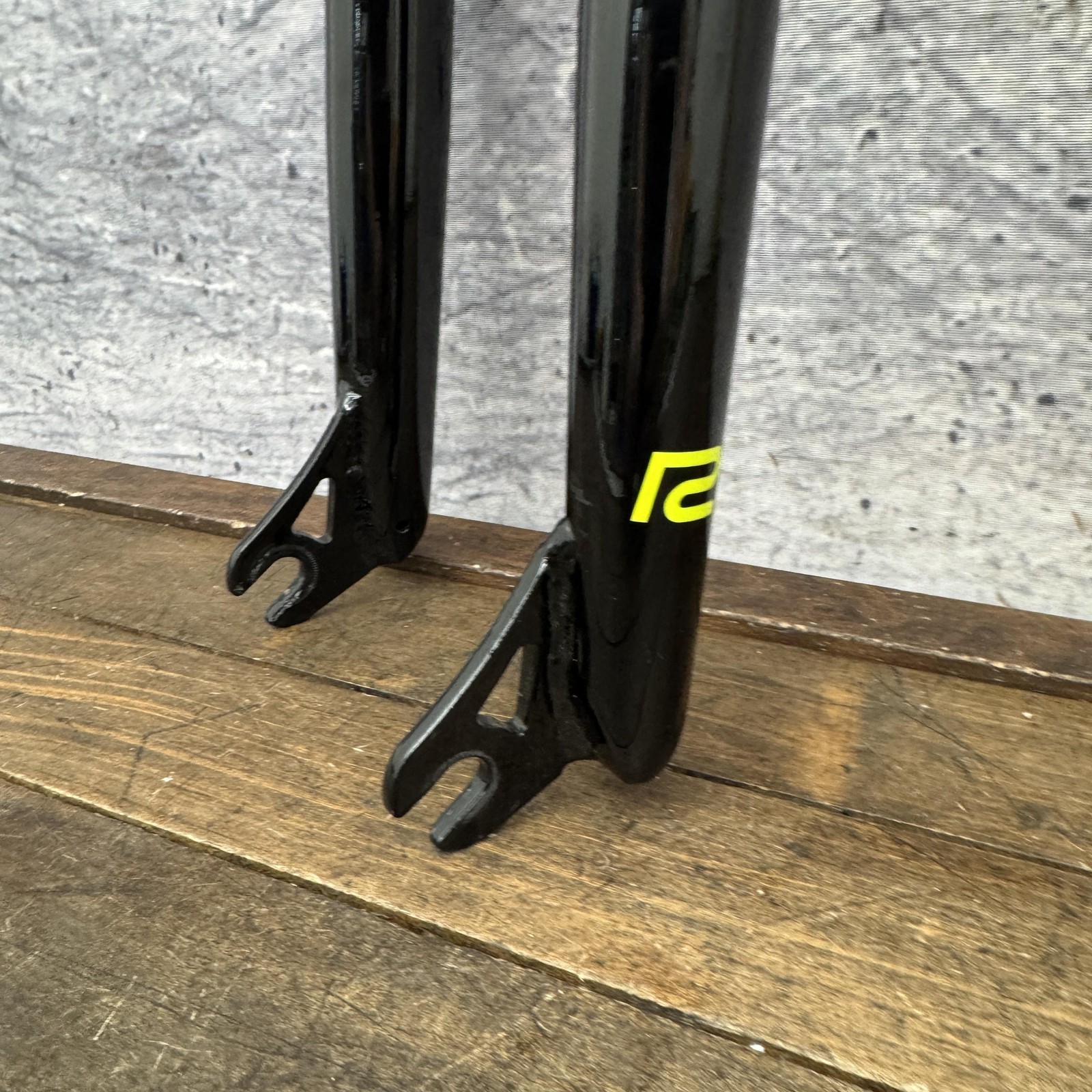 Radio Raceline Cobalt Pro 27 BMX Fork 20in 1 1/8 Threadless Steel 20 In Wheel