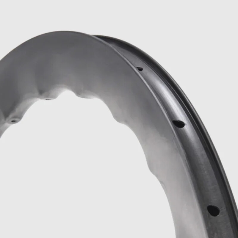 Ultra Light 700c Road Bike Carbon Disc Brake Wave Rim 24 Holes Clincher Tubeless