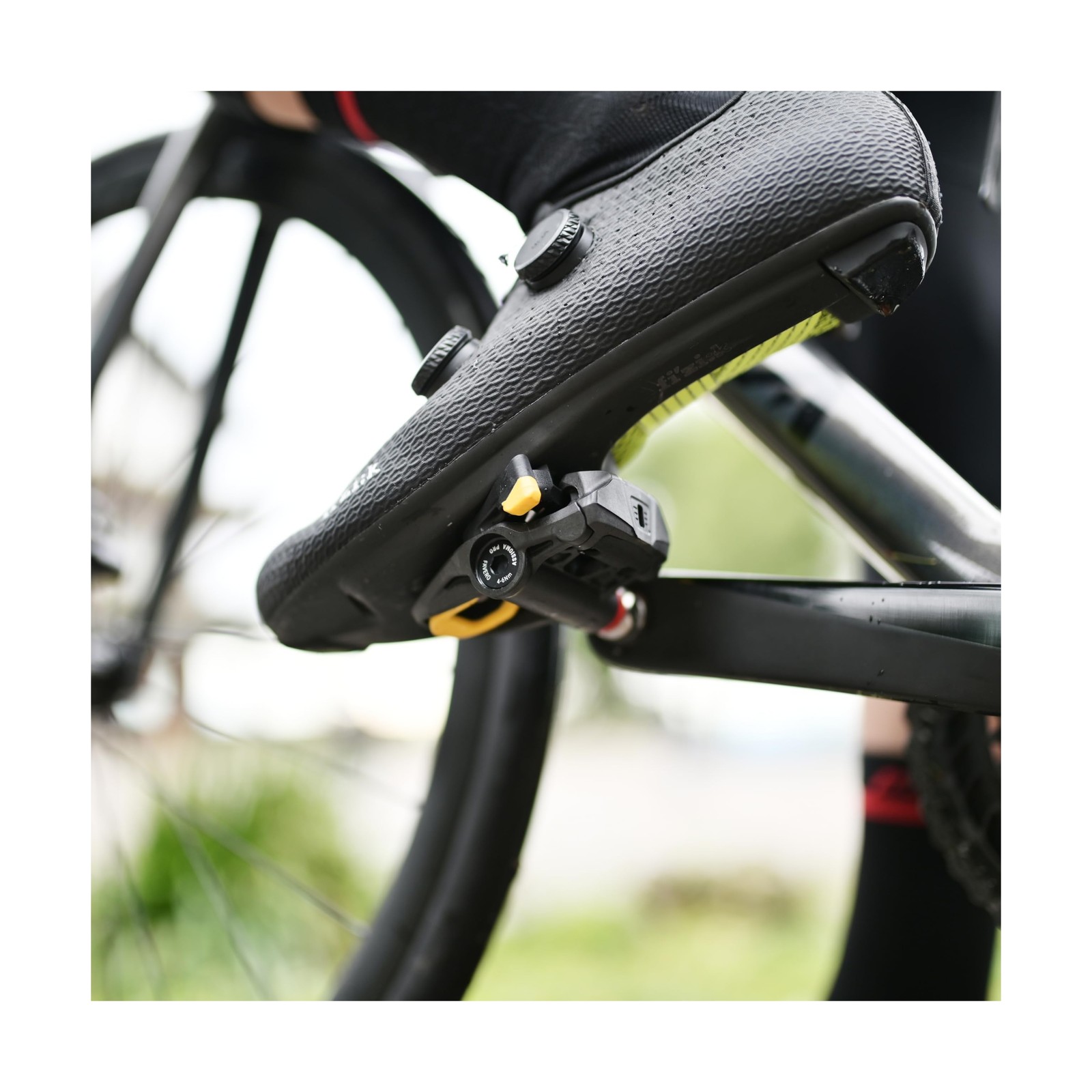 Favero Assioma PRO RS-1, Single-Sensing Side Pedal Based SPD-SL Road Cycling …
