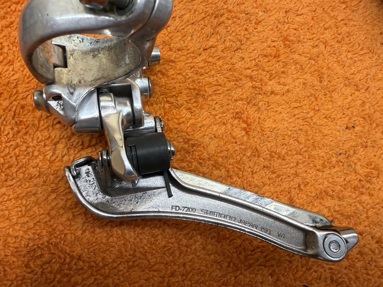 Dura Ace FD-7700 Braze / Clamp On 31.8mm Bottom Pull Front Derailleur 1 3/8″