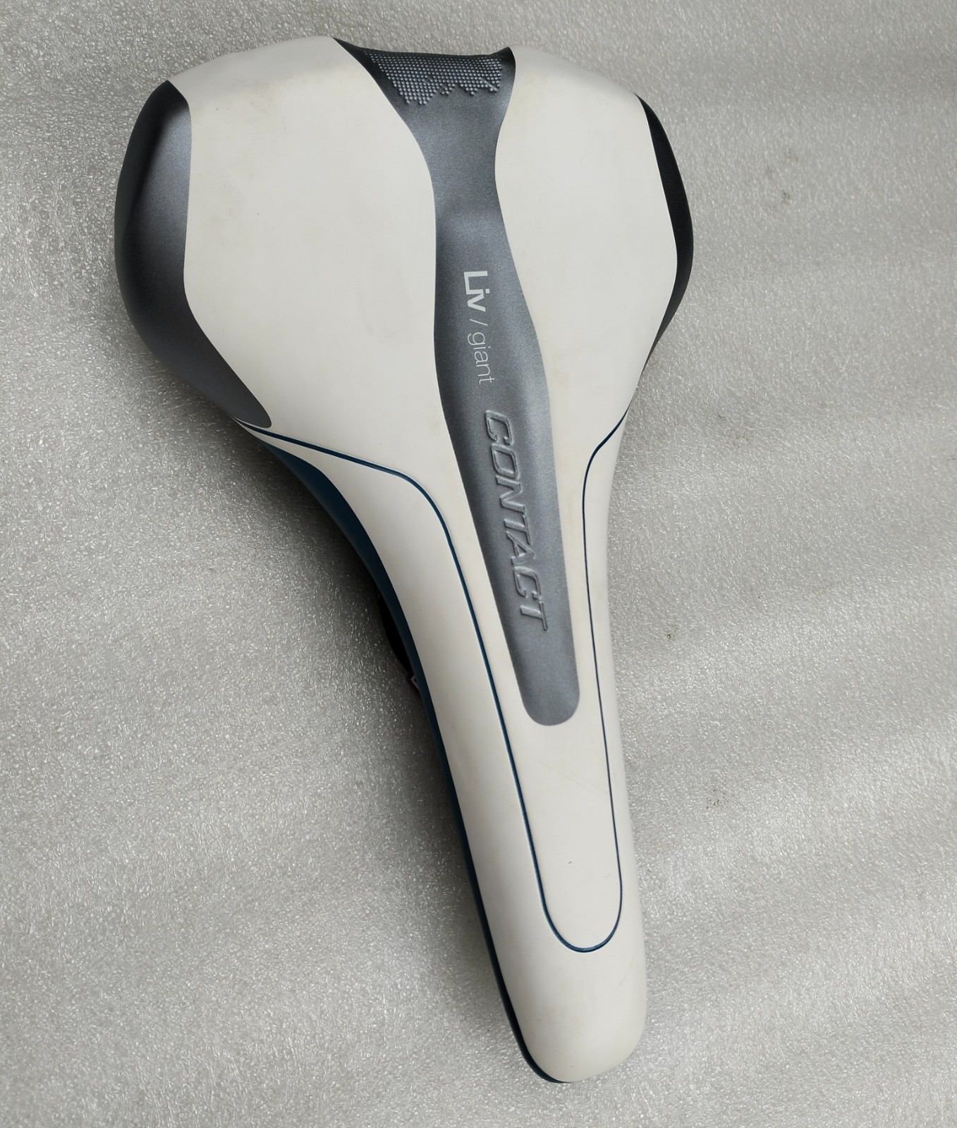 GIANT LIV CONTACT UPRIGHT PELVIC TILT SADDLE 270X160MM WHITE BLUE CRMO RAILS
