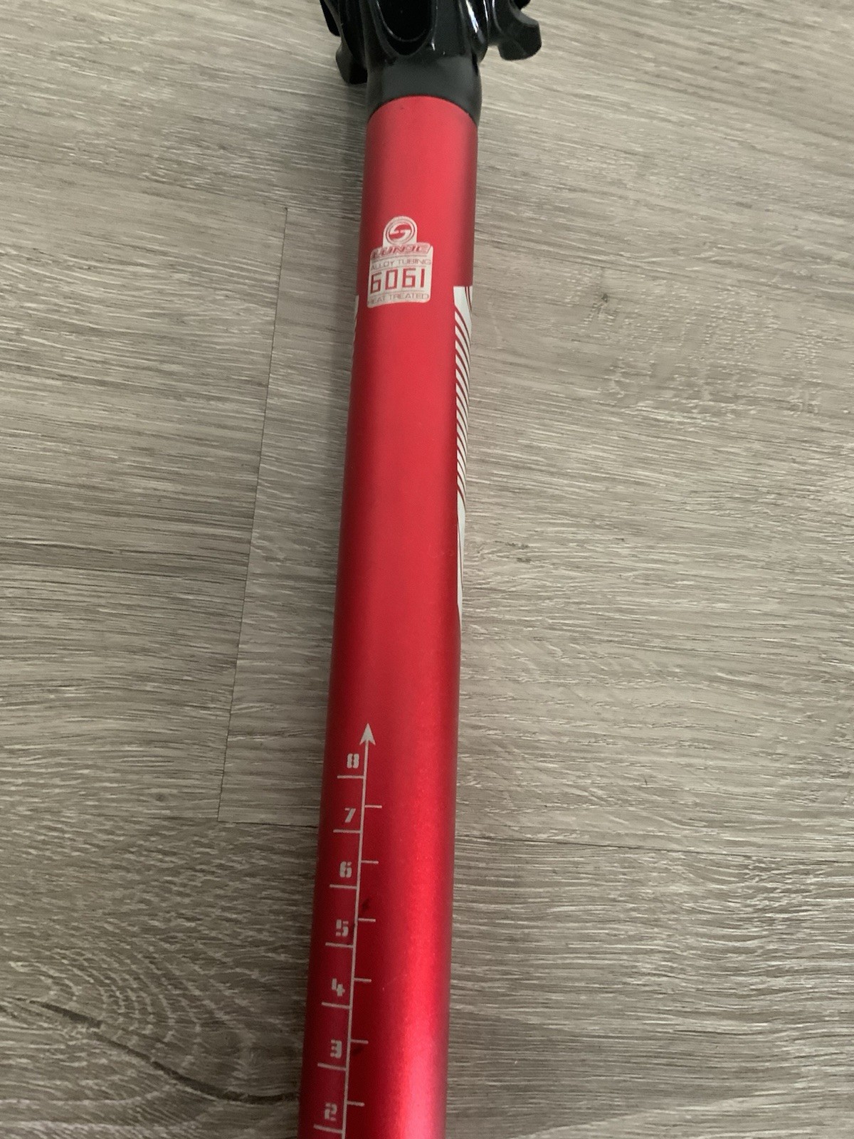 ALLOY SEAT POST 27.2 MM X 280 MM TOTAL LENGTH 294 GRAMS RED