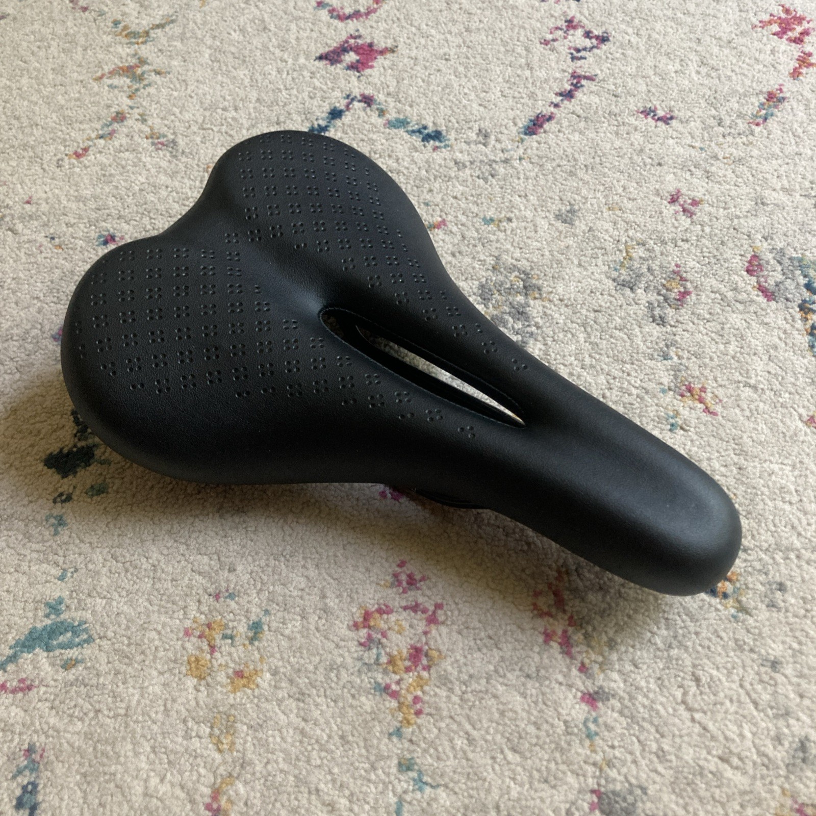 Trek Sport Bike Saddle Women’s FX Hybrid Bike Seat Take Off