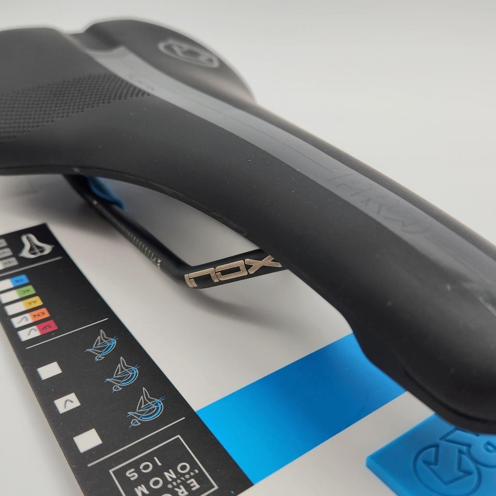 Shimano Pro Turnix Bicycle Saddle 132mm Carbon Reinforced Base Closed Black