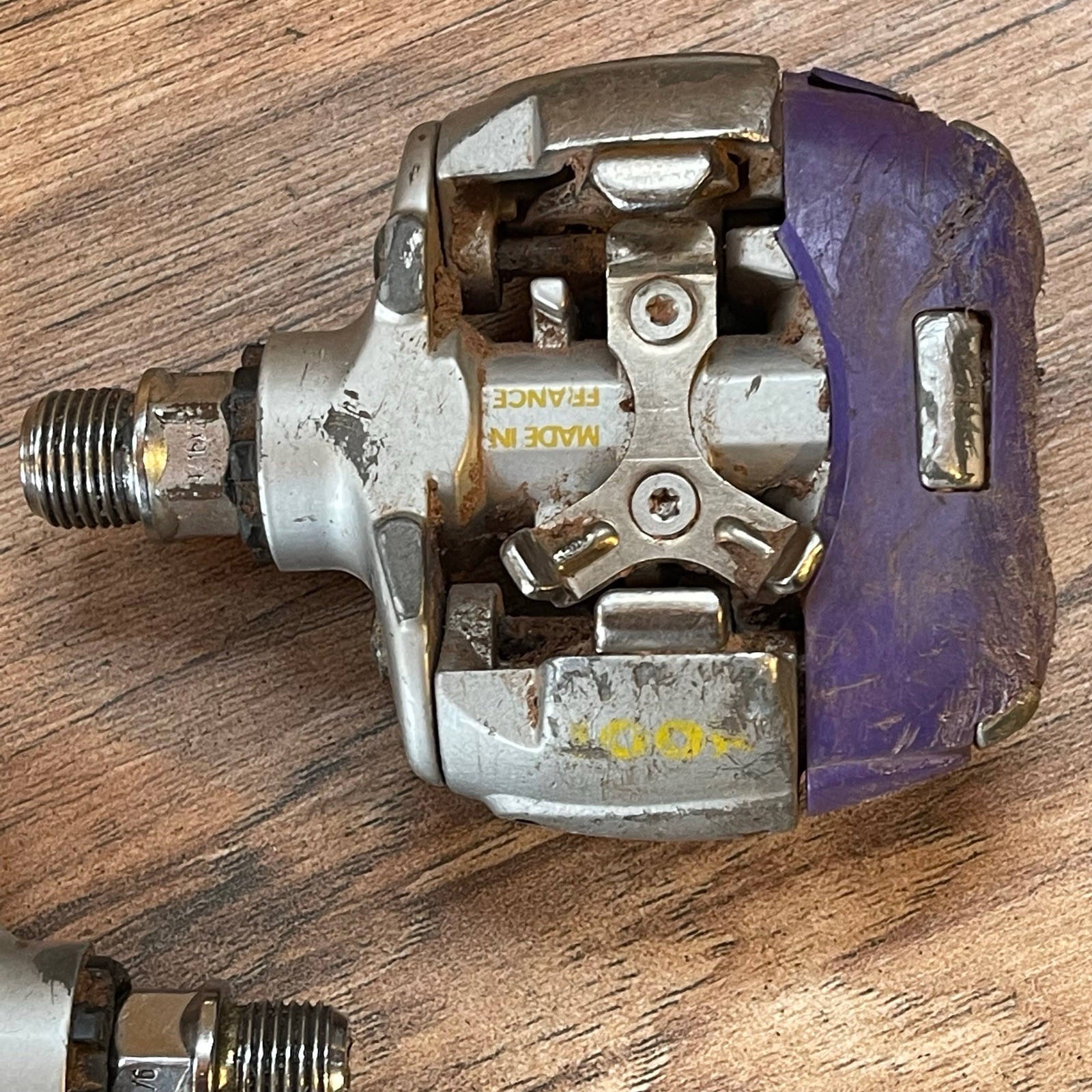 Vintage LOOK S2 Sport Clipless Mountain Bike Pedals With Cleats