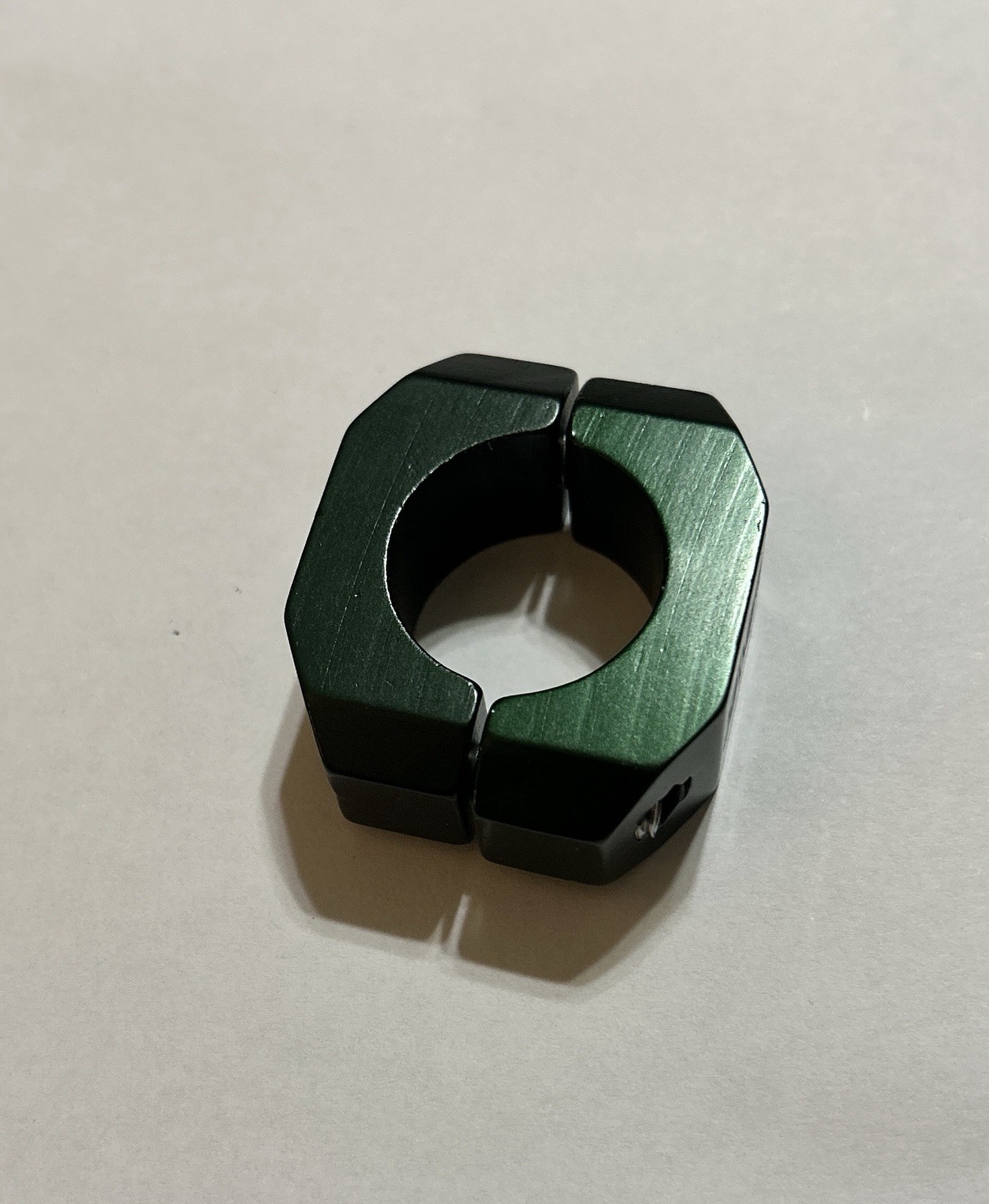BMX / NOS – TNT BICYCLES SEAT CLAMP (25.4mm / 1 INCH) – DARK GREEN