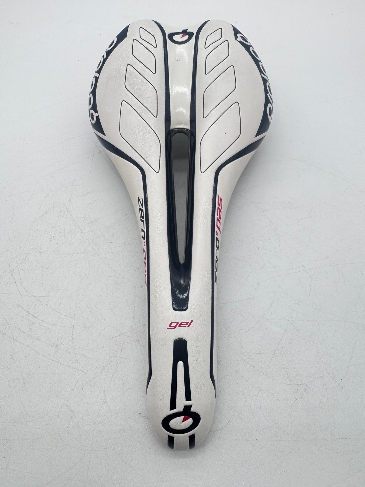 Prologo Zero Pass Gel Bicycle Saddle Pro White, Red and Black