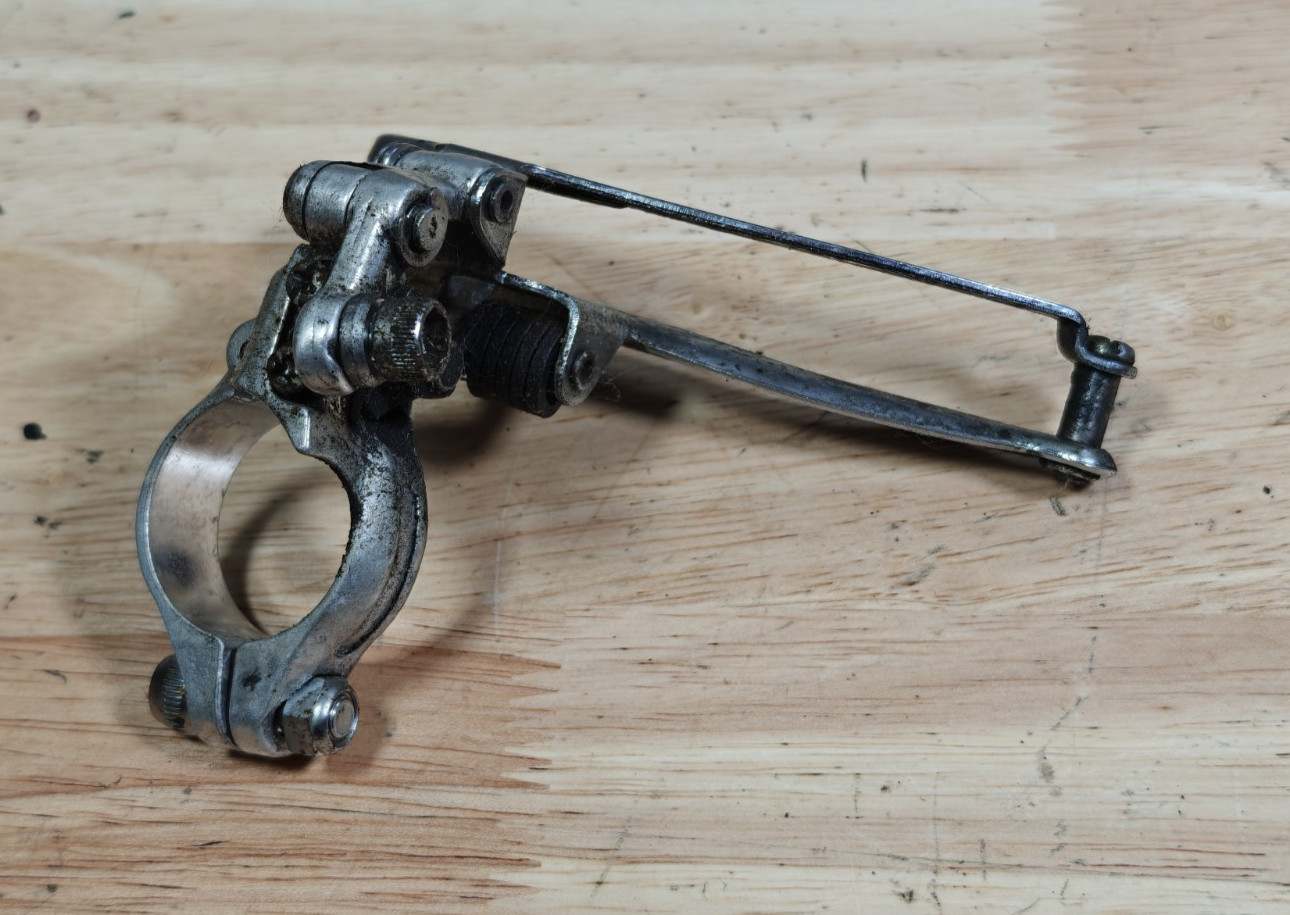 Vintage Shimano 600 Arabesque Front Derailleur 28.6 Clamp 2x Double
