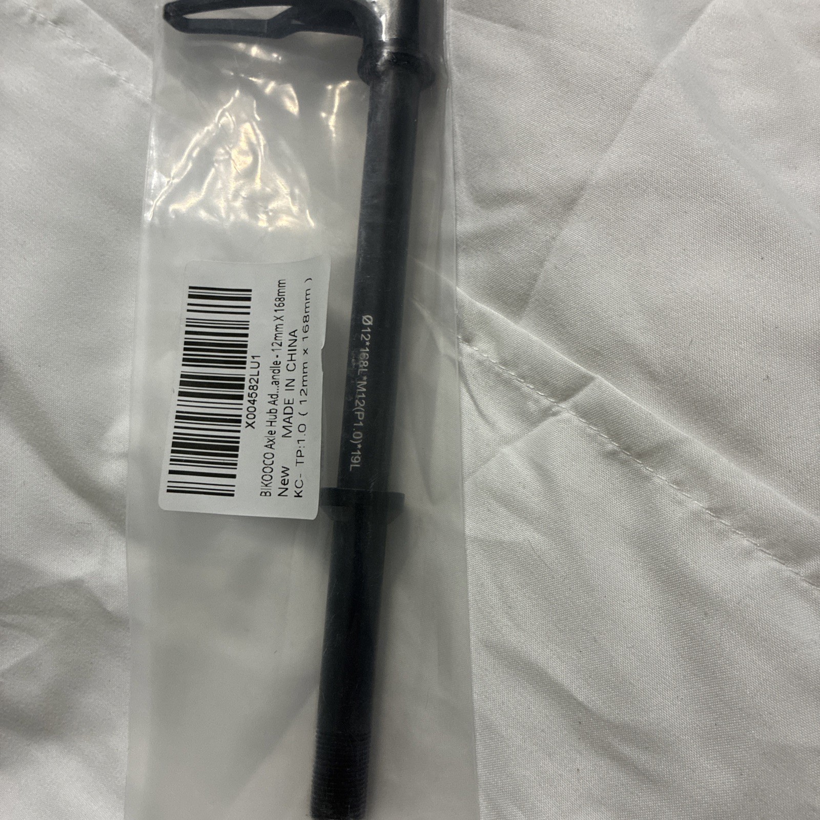 Bicycle Hub thru Axle Adapter