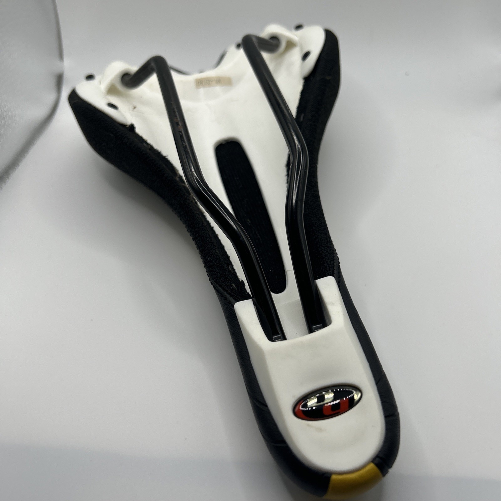 Specialized Saddle Seat VL-2130 Black And Mustard Yellow Used
