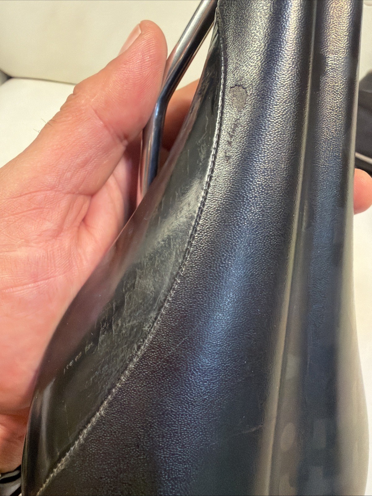 Fizik Aliante Vs Kium Rail Bike Saddle With Fizik Bag