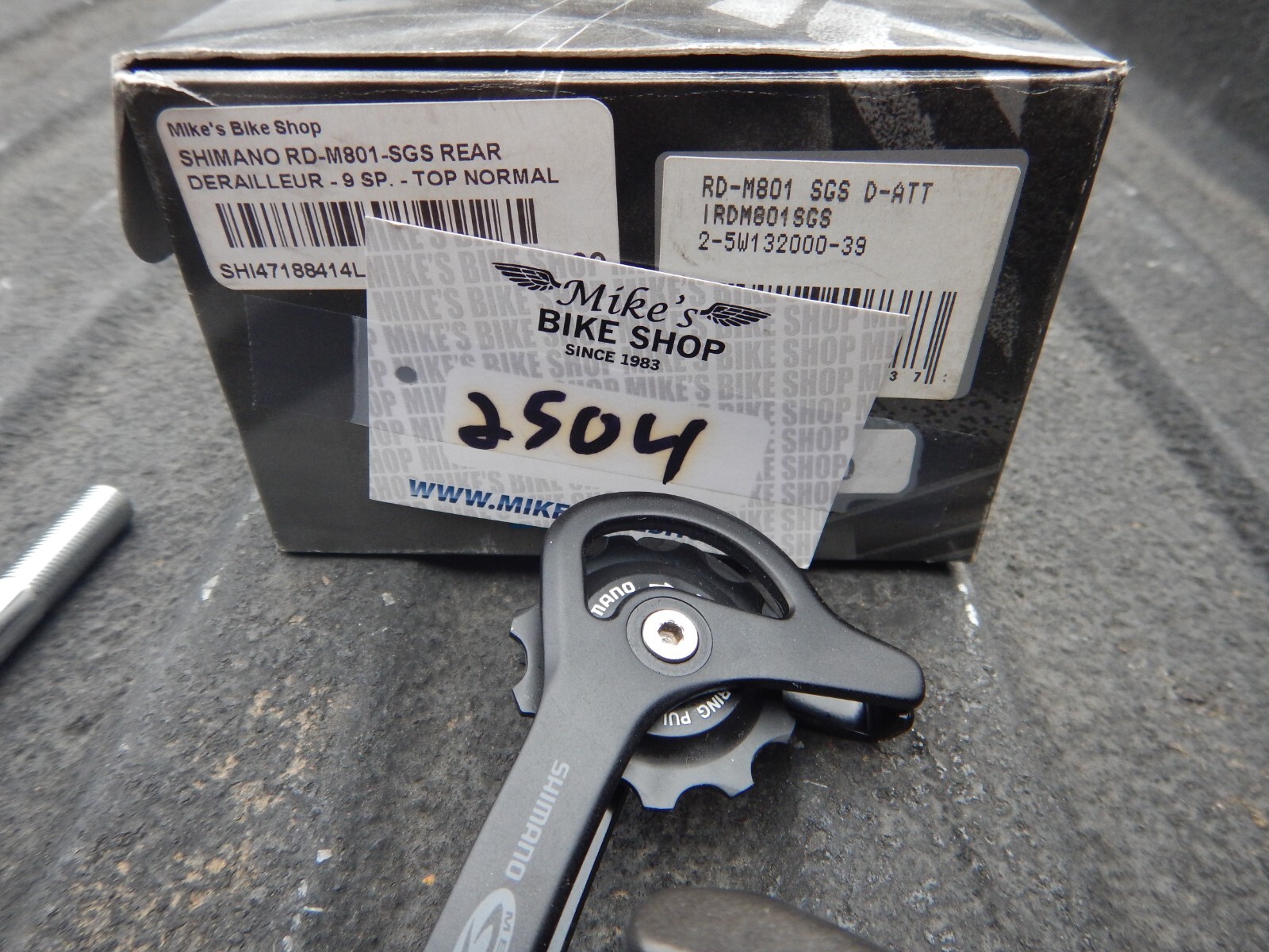 Shimano M801/ M800 Saint hub , derailleur and axle