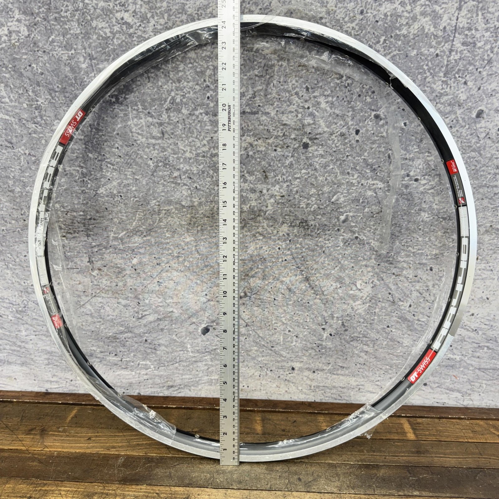 DT Swiss RR-440 700c Rim 28H 28 Hole RR440 Clincher Road Asymmetric Presta Hoop