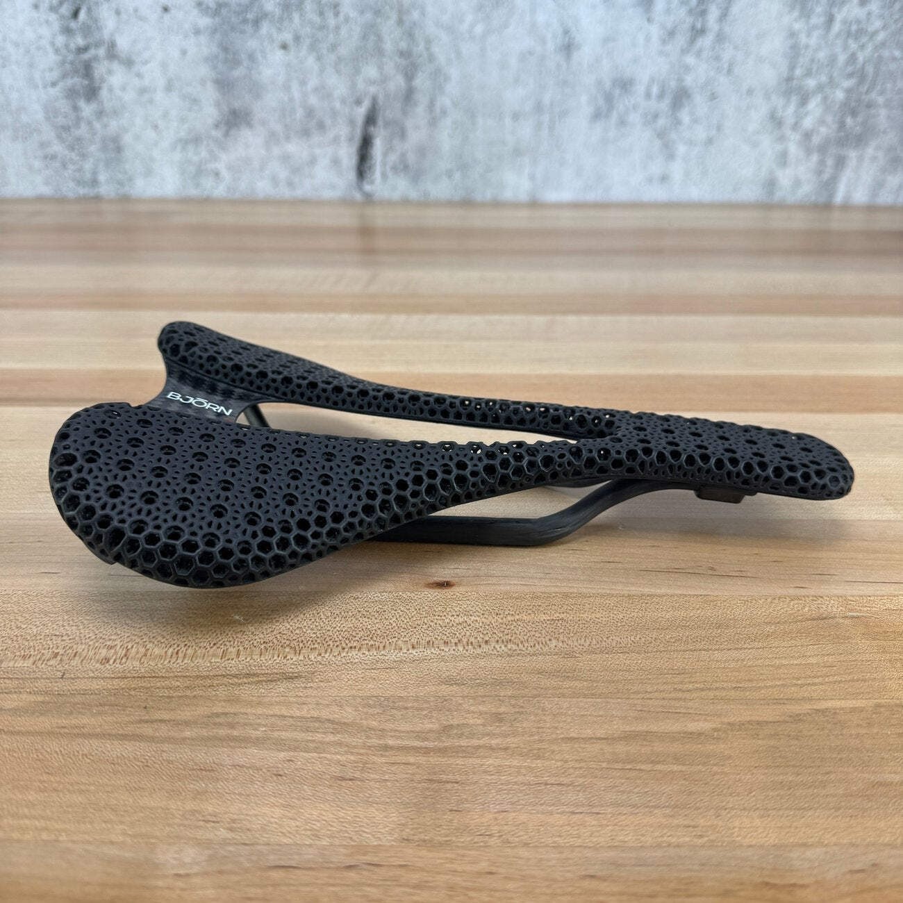 Low Mile! Bjorn Setka 155mm 7x9mm Carbon Rails 3D Printed Bike Saddle 139g