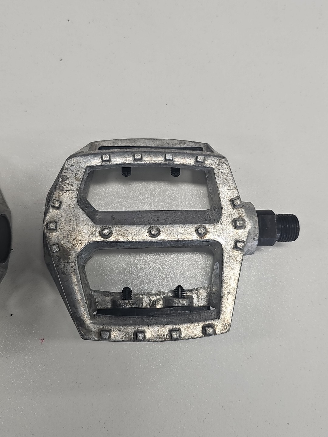 Alloy MTB Downhill Flat Pedals Cheap and Free Postage In Australia