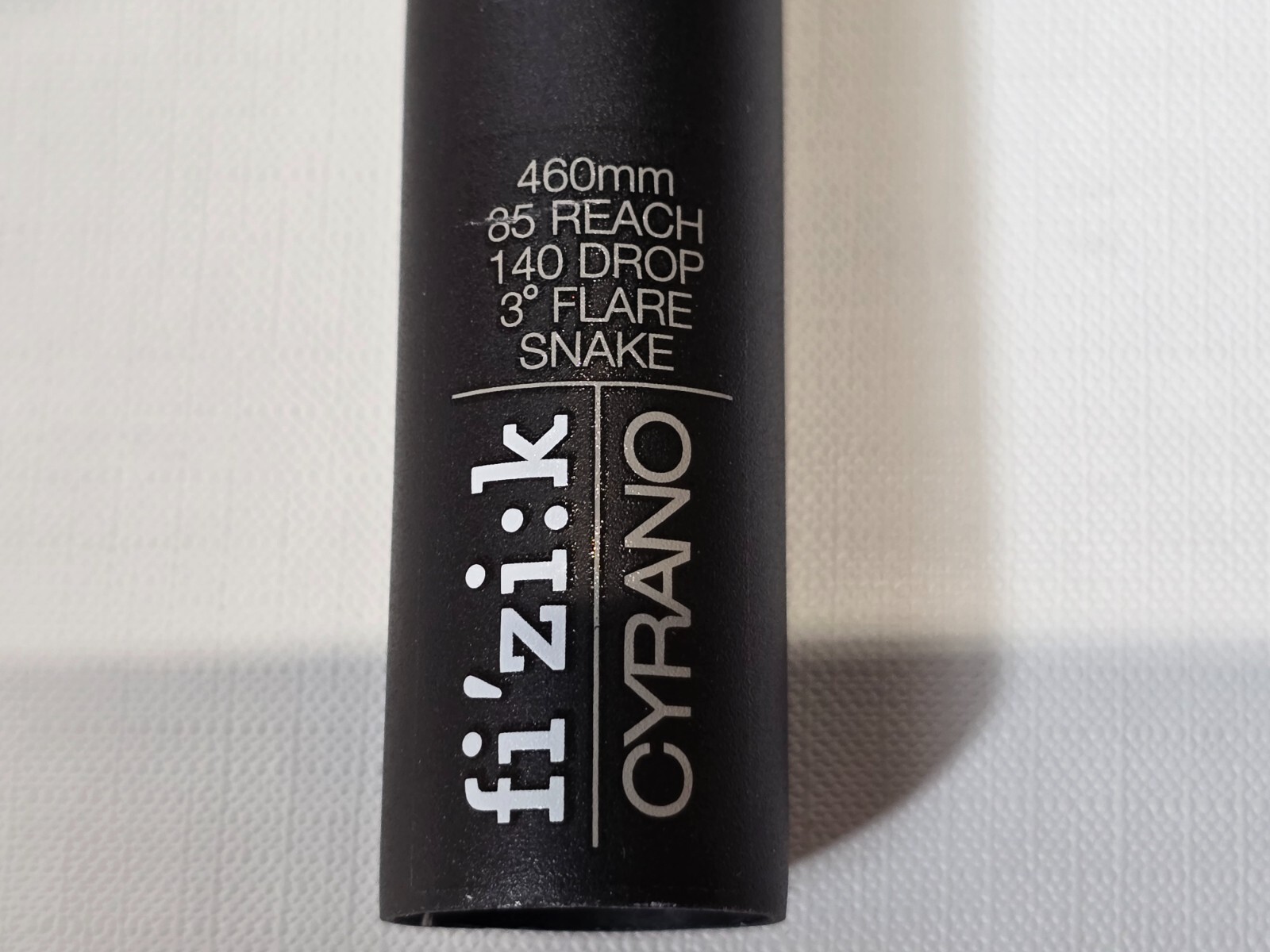 Fizik Cyrano R3 Snake Road Bike Drop Handlebars 460mm Aluminium