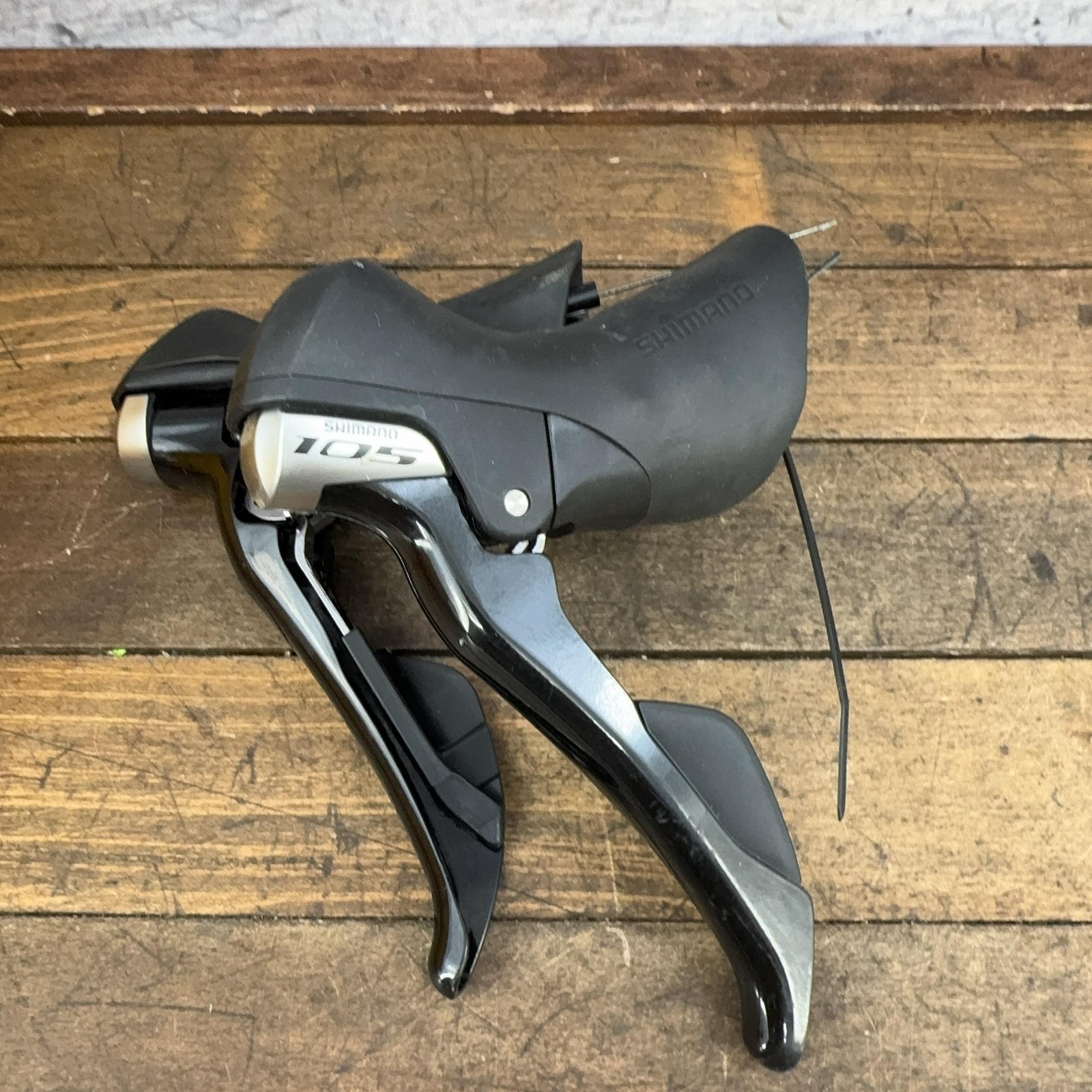 Shimano 105 ST-R7000 Shifters 11 Speed STI Dual Brake Lever Set Drop Bar