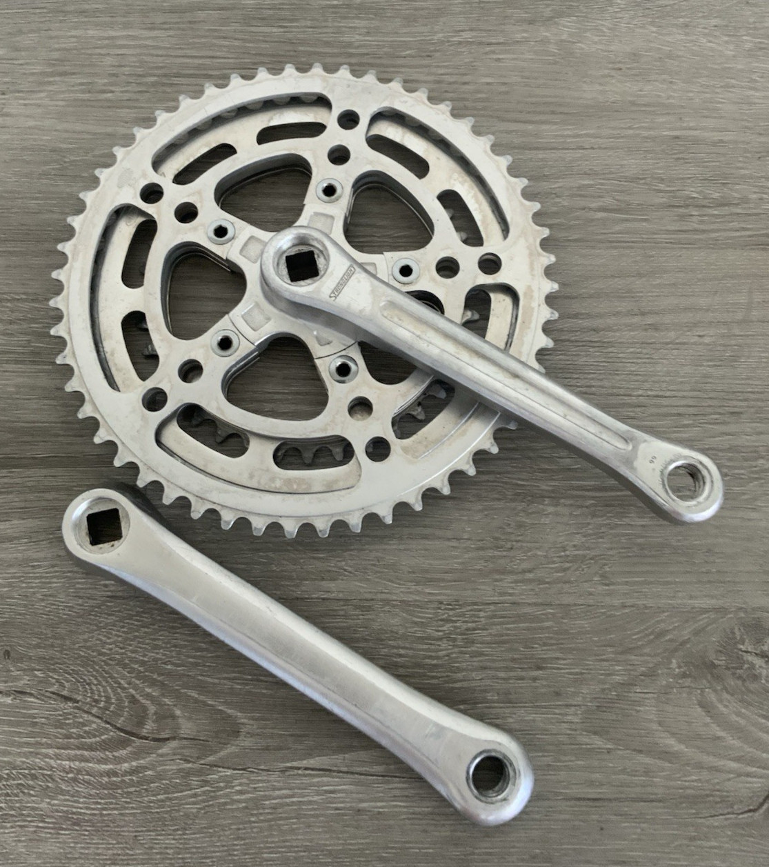 STRONGLIGHT CRANKSET TRIPLE 36-47-52 TOOTH 170 MM ARM LENGTH 9/16 PEDAL THREADS