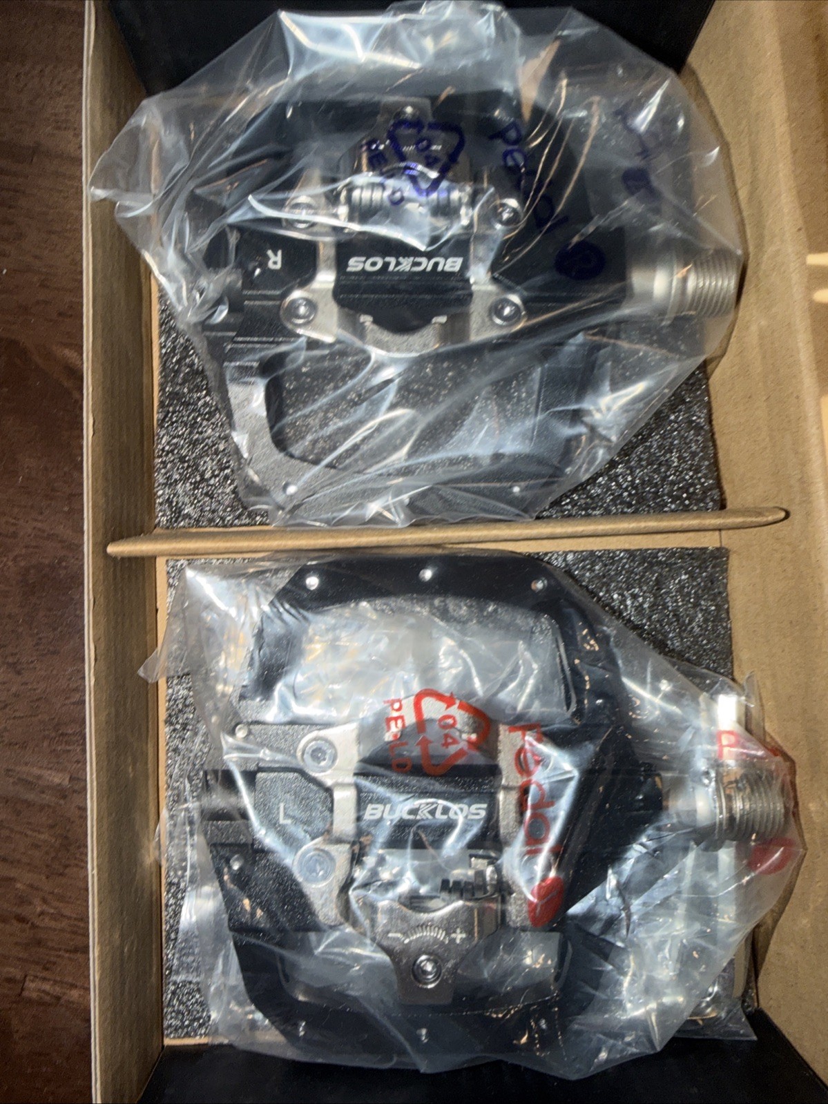 BUCKLOS M212 Aluminum Clipless Pedals Black Universal Bike 900325-BLACK-M212 Set