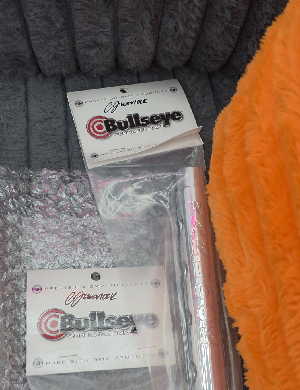 BULLSEYE /WARLOCK Limited Edition»Signed» & Numbered Seat post & Seat Clamp RARE