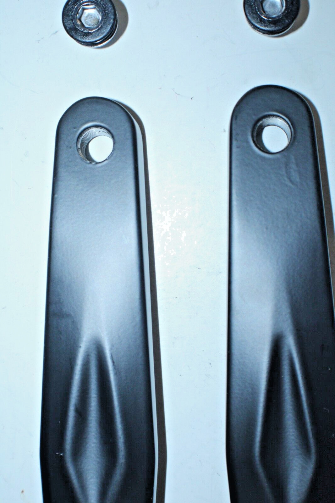 E-bike ISIS Crank Set 175mm Black SR Suntour CCC211 Bosch Drive Free Shipping :)