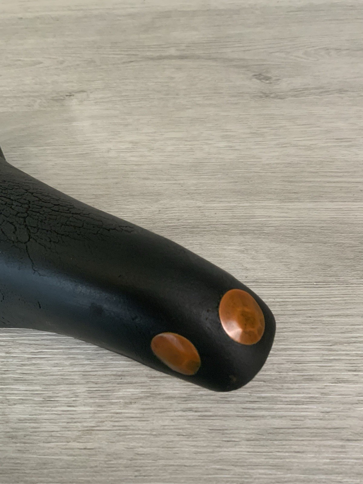 BROOKS PROFESSIONAL SADDLE 572 GRAM BLACK SUEDE LEATHER 153 MM X 275 MM