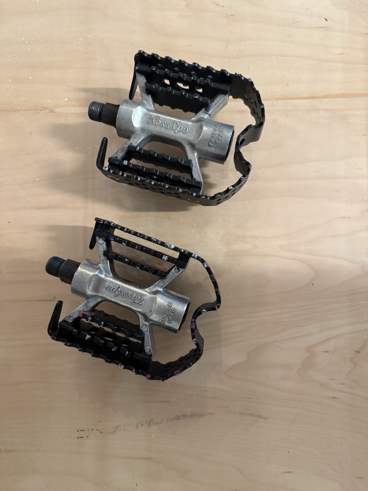 Odyssey Triple Trap Flat Platform Pedals Black/Silver 9/16 in Pair