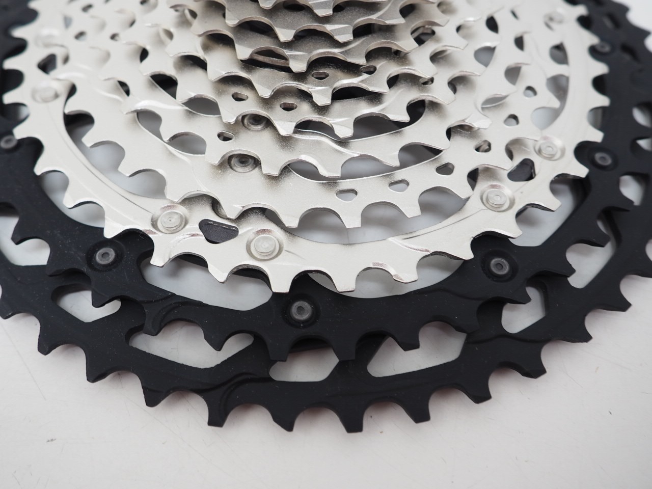 New! Shimano Deore XT Mountain Bike Cassette CS-M8100 12 Spd 10-51t MicroSpline