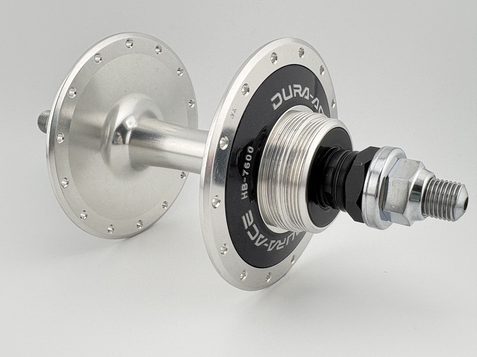 Shimano Dura-Ace Track HB-7600 Double Thread Rear Hub 28H