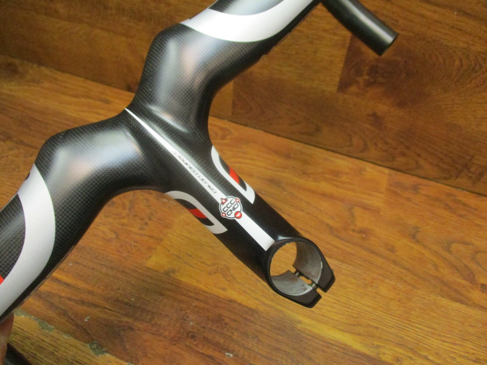 NEW MOST 1 1/8 x 110 x 44W CARBON FLAT TOP AERO DROP HANDLEBAR & INTEGRATED STEM