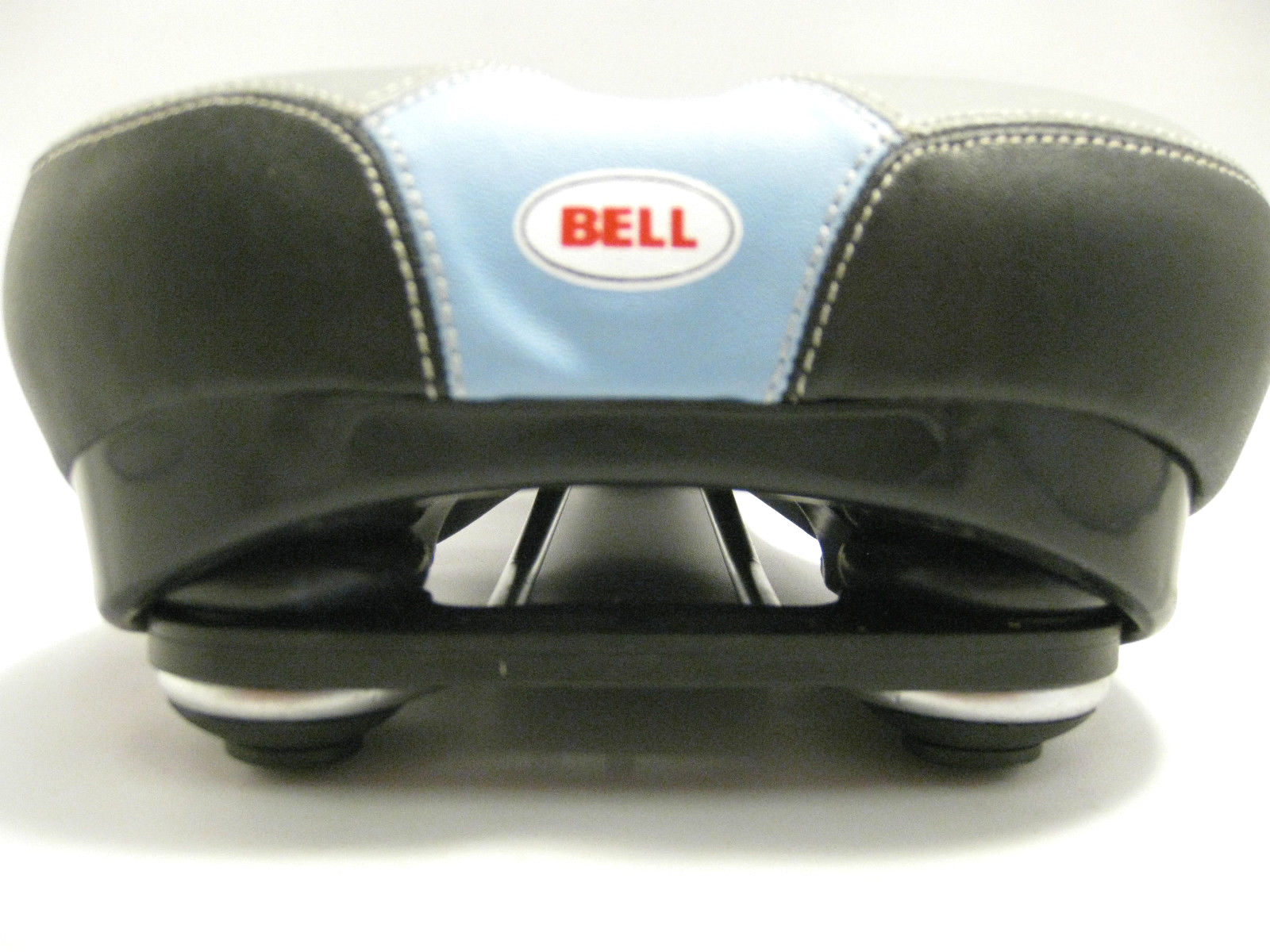 Bell Bellisima Women’s Comfort Vinyl Saddle Praia Shaped Soft Ride NEW w/ Tags