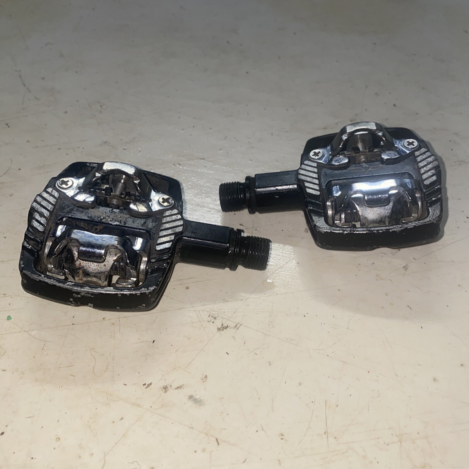 Shimano Compatible SPD Clipless Pedals Left + Right 9/16″ Road Mountain Bike MTB