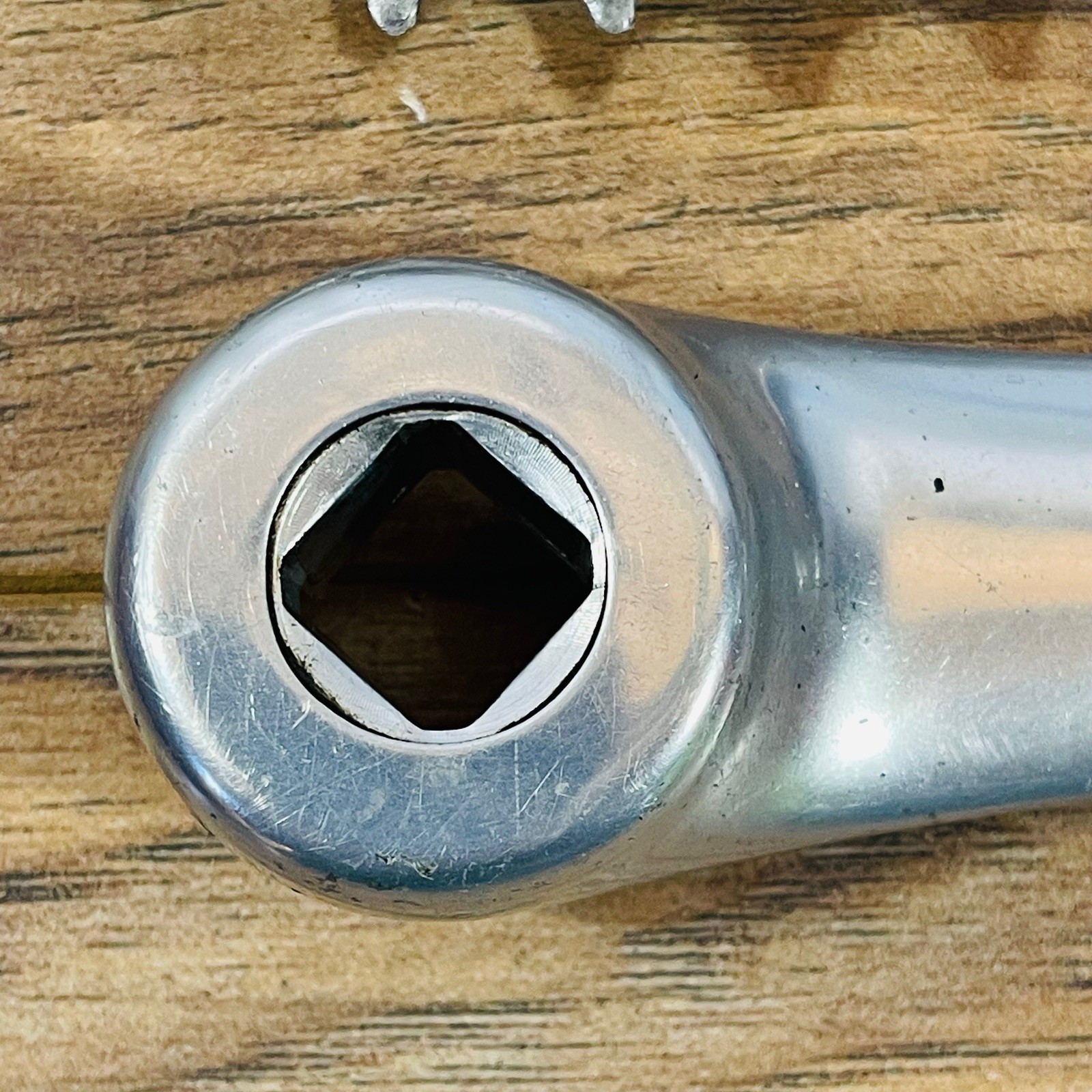 Suntour XC Pro MD Square Taper Crankset Grease Guard 175 Triple