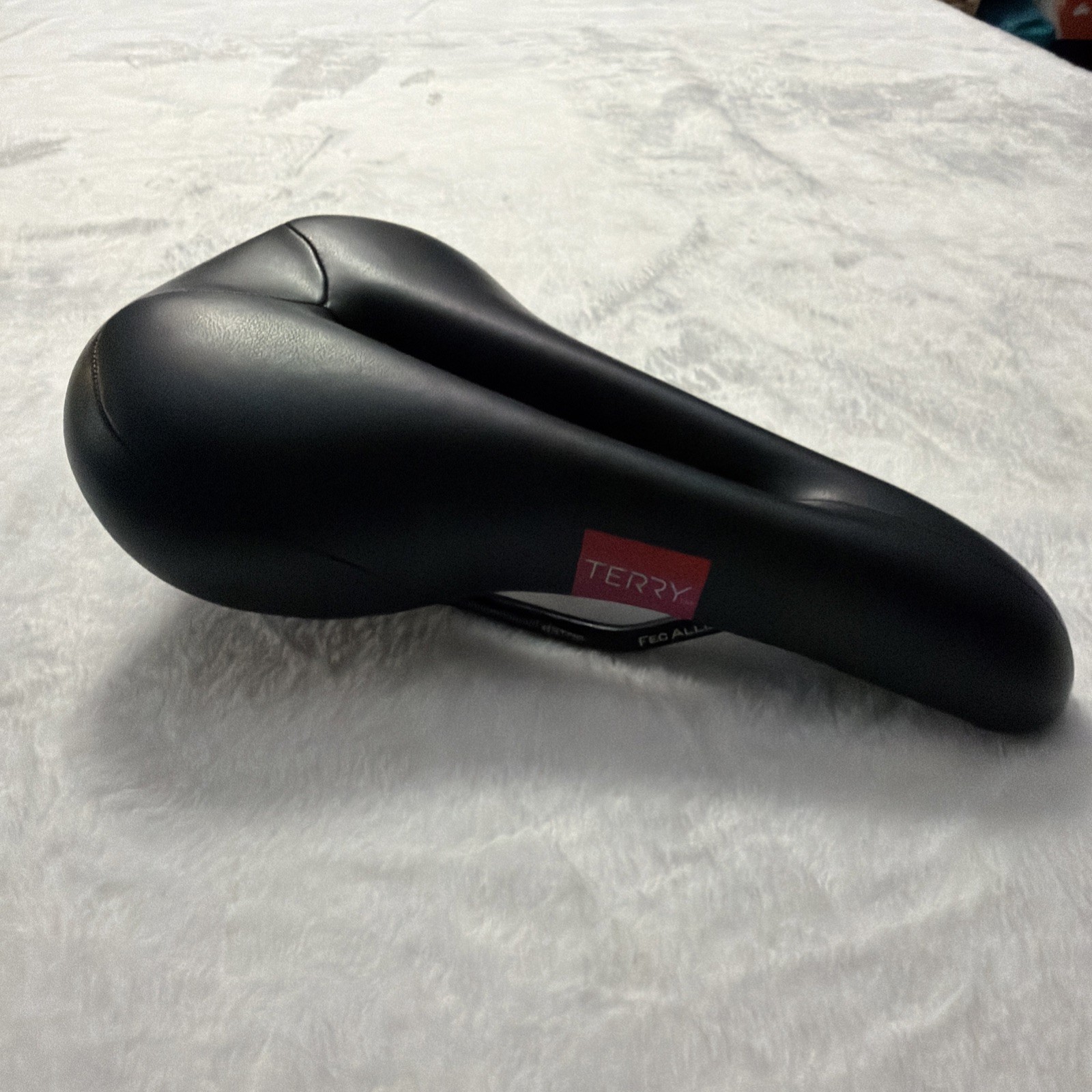 Terry Women’s Butterfly Cromoly “Demo” Gel Bike Saddle Seat, Center Cutaway