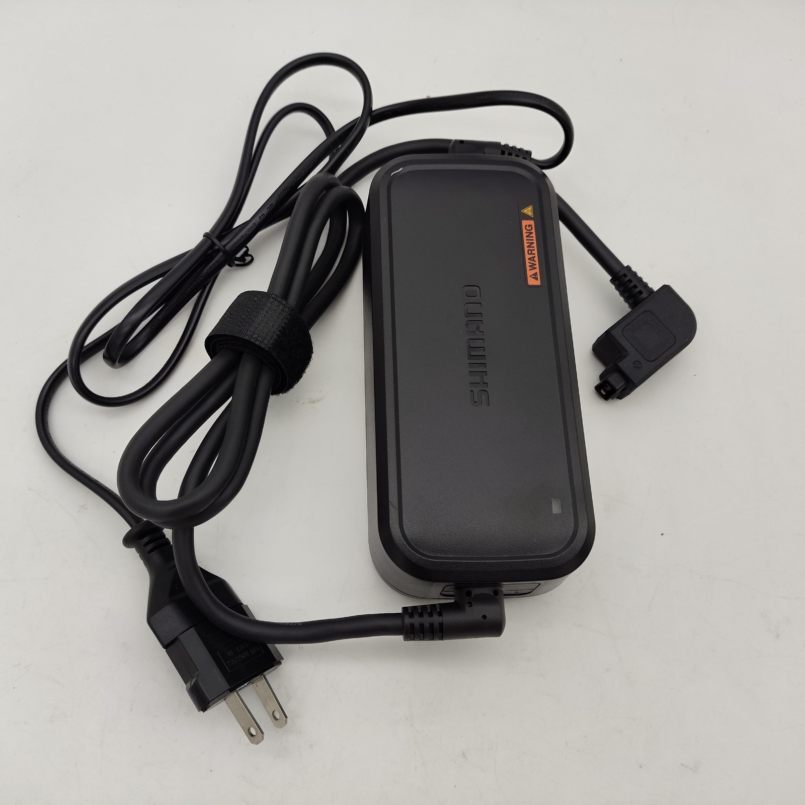 Shimano Steps EC-E8004 Battery 4A Fast Charger BT E8010 E8016 E8036