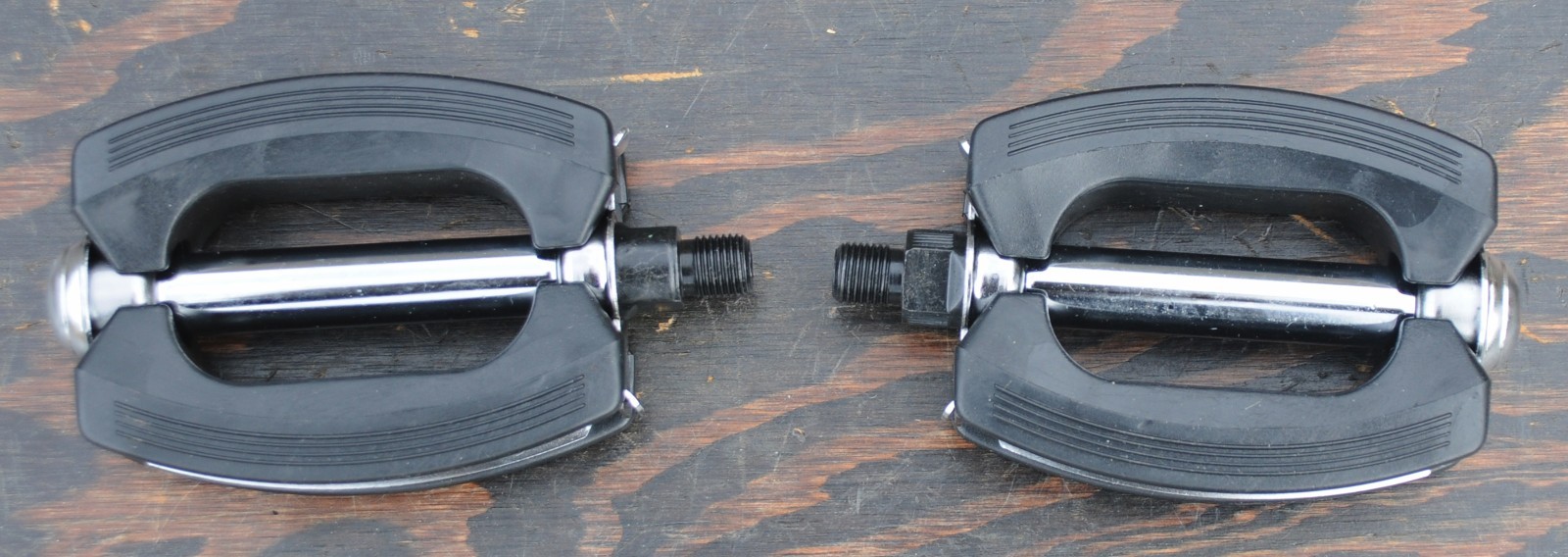 1/2″ Cruiser Fat Bow PEDALS Vintage Schwinn Stingray Bicycle Nirve Electra Bike