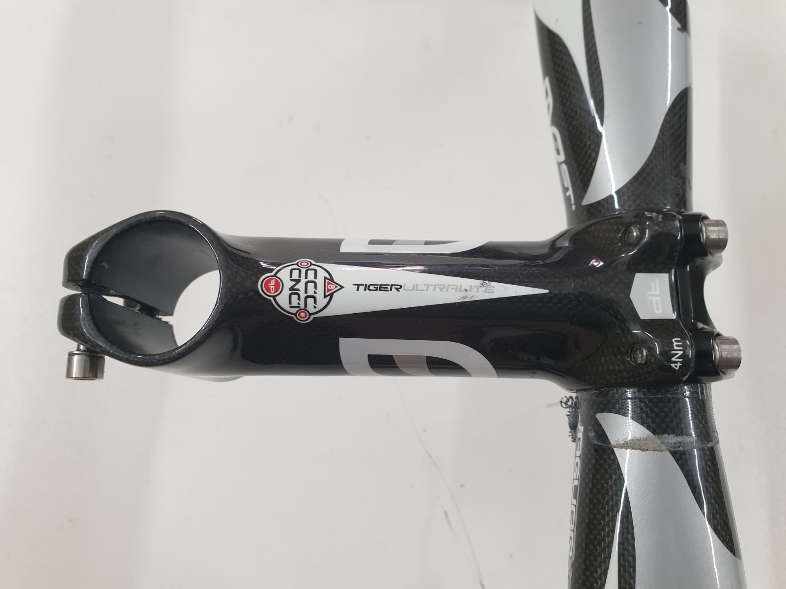 Pinarello Most Jaguar XFC Aero Di2 Carbon Handlebar 440 mm & Stem Most 110 mm