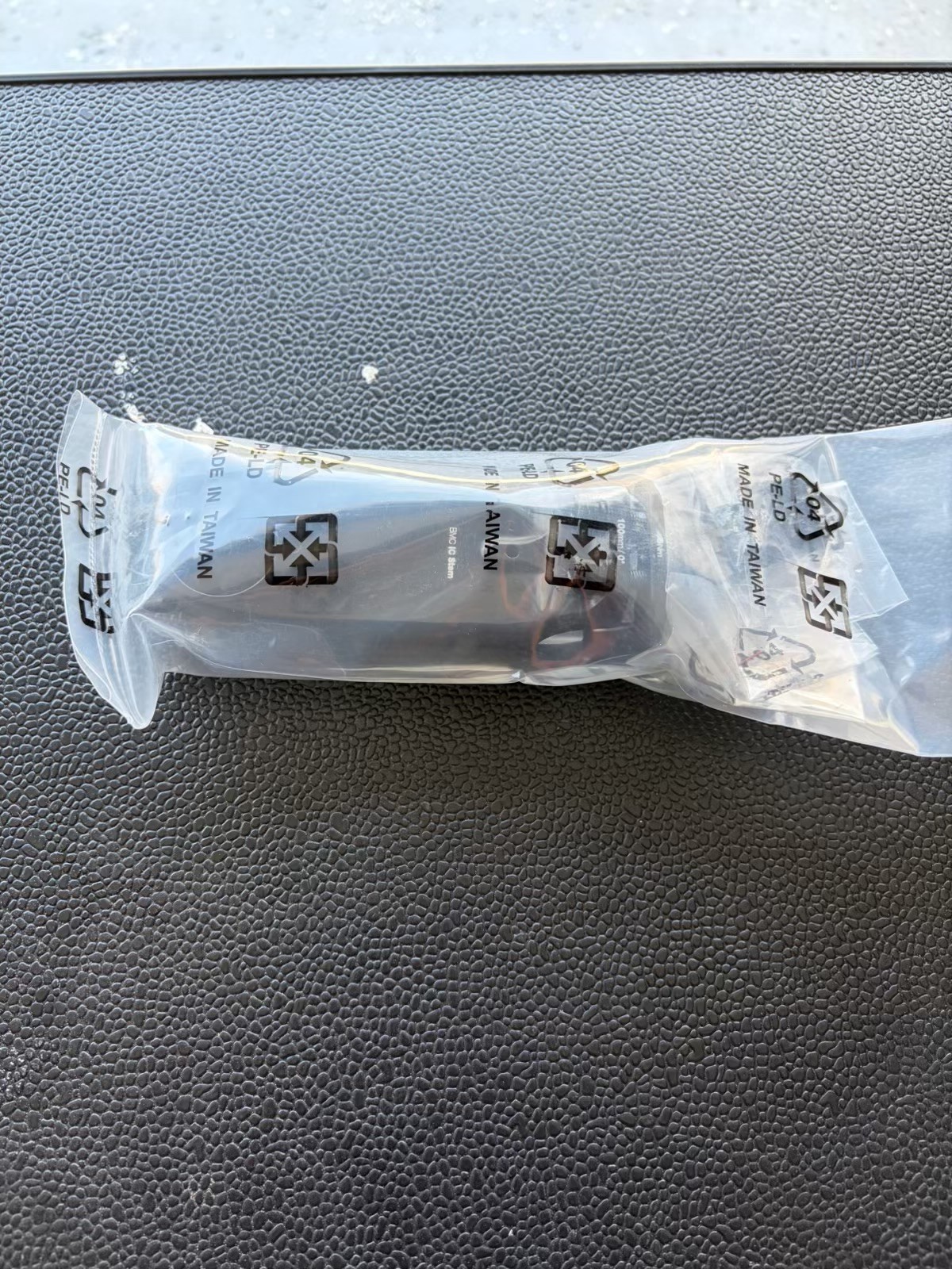 BMC ICS Stem Black 100 mm Internal Cable Routing. new unused