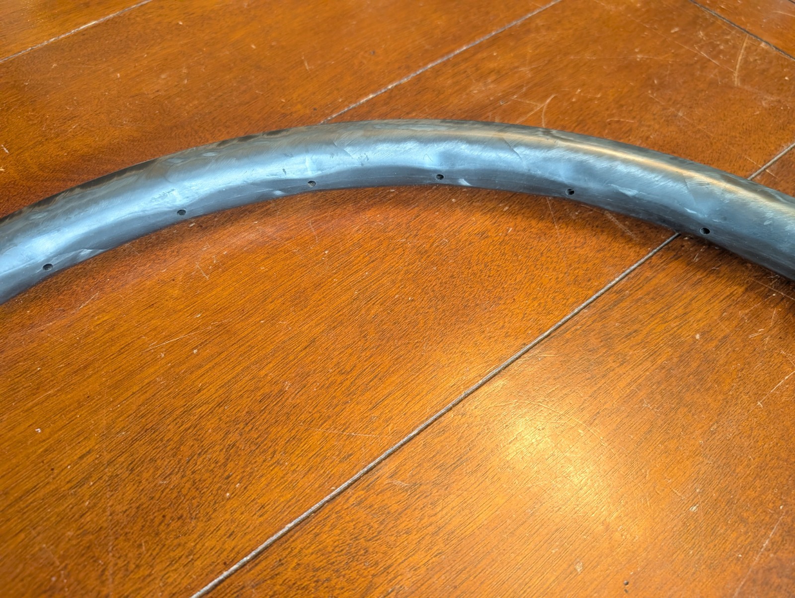 Forge & Bond 30 EM carbon 29 28H rim EUC