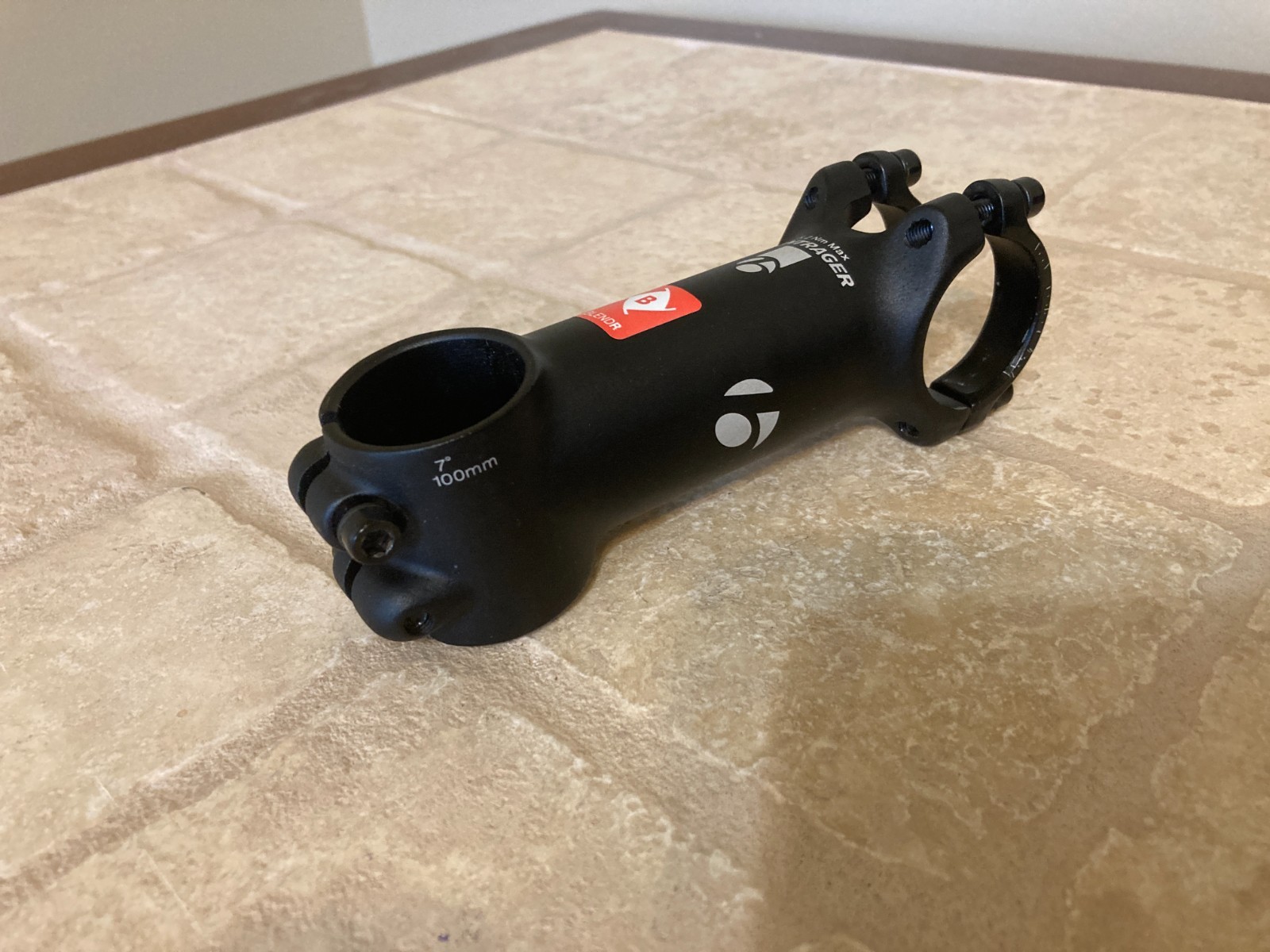 Bontrager Blendr Stem 1 1/8″ Threadless 100mm +/- 7º 31.8mm Black NEW