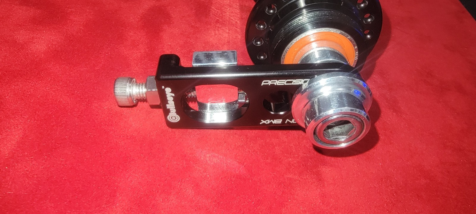 Bullseye Warlock Slotted Hubs & Bullseye Cigar Cutter Chain Tensioners Black!
